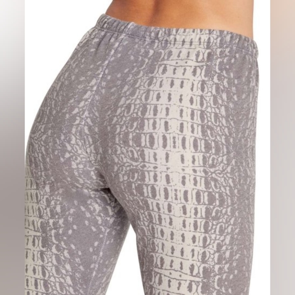 TAUPE Croc Sweatpants, Wildfox, M, - Picture 5 of 6